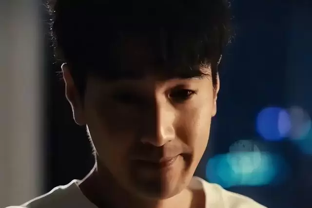 《爱情没有神话》央视八套播出，赵又廷饰何韩重塑海派中年形象 现场图