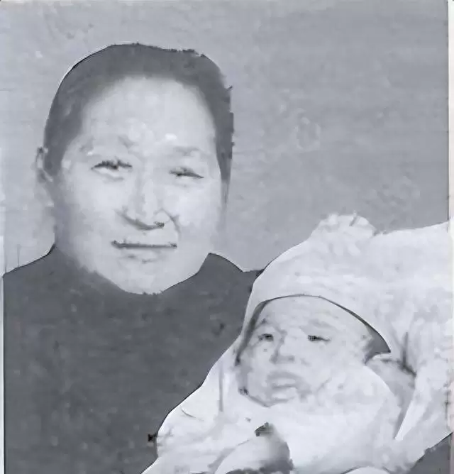 郭宝昌六十年打磨《大宅门》：三次焚稿与80家拒投背后的真实历程 情报图
