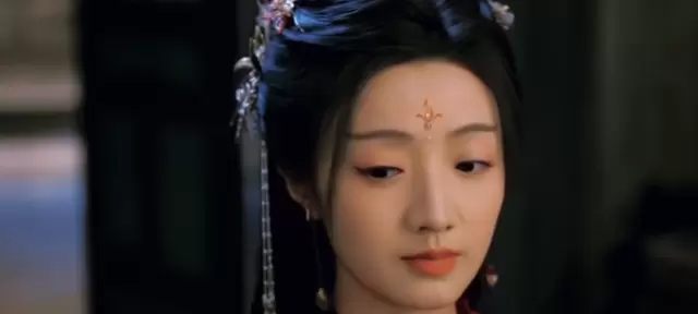 《佳偶天成》左盈盈十二年隐忍线曝光：紫衣妖女实为仙门弃子 资讯配图
