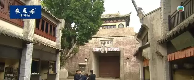 TVB《爱回家》KC吊威亚求婚戏码神似钟培生百万求婚事件 现场图