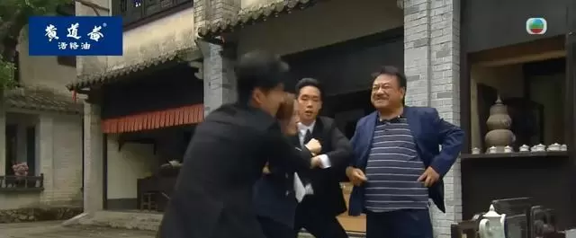 TVB《爱回家》KC吊威亚求婚戏码神似钟培生百万求婚事件 资讯配图